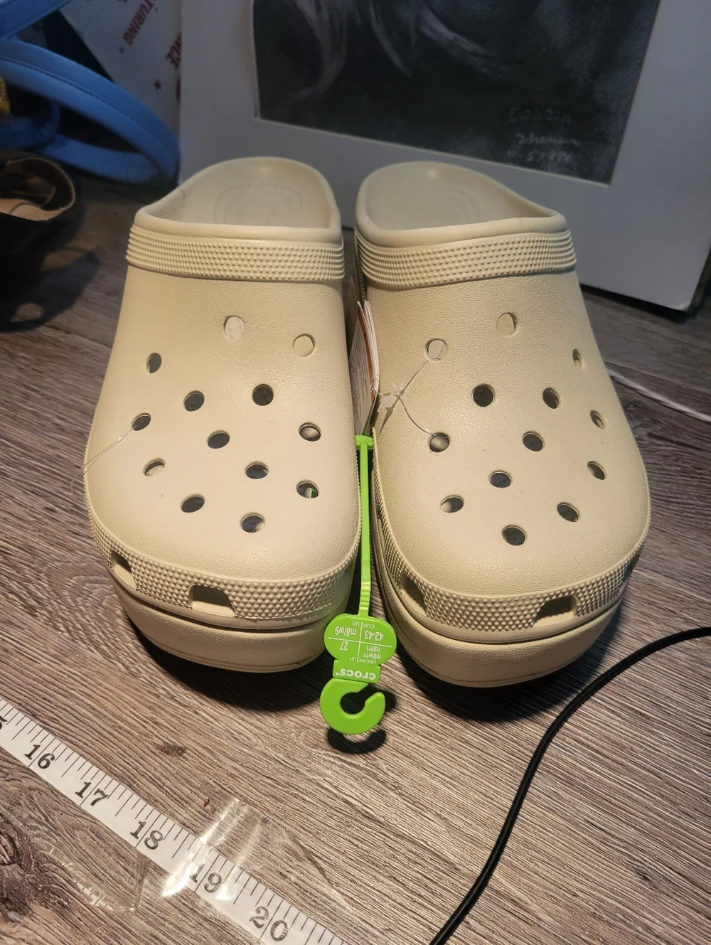 Crocs‎ NWT Siren Clog in the bone colorway Womans Size 11 Mens 9